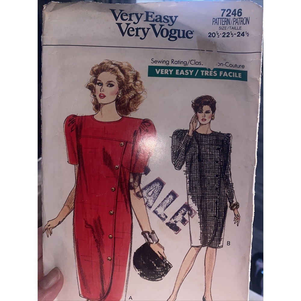 Vintage Very Easy Very Vogue Sewing Pattern 7246 Size 20.5-24.5 Cut Complete